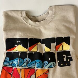 Graphic Beige Sweatshirt